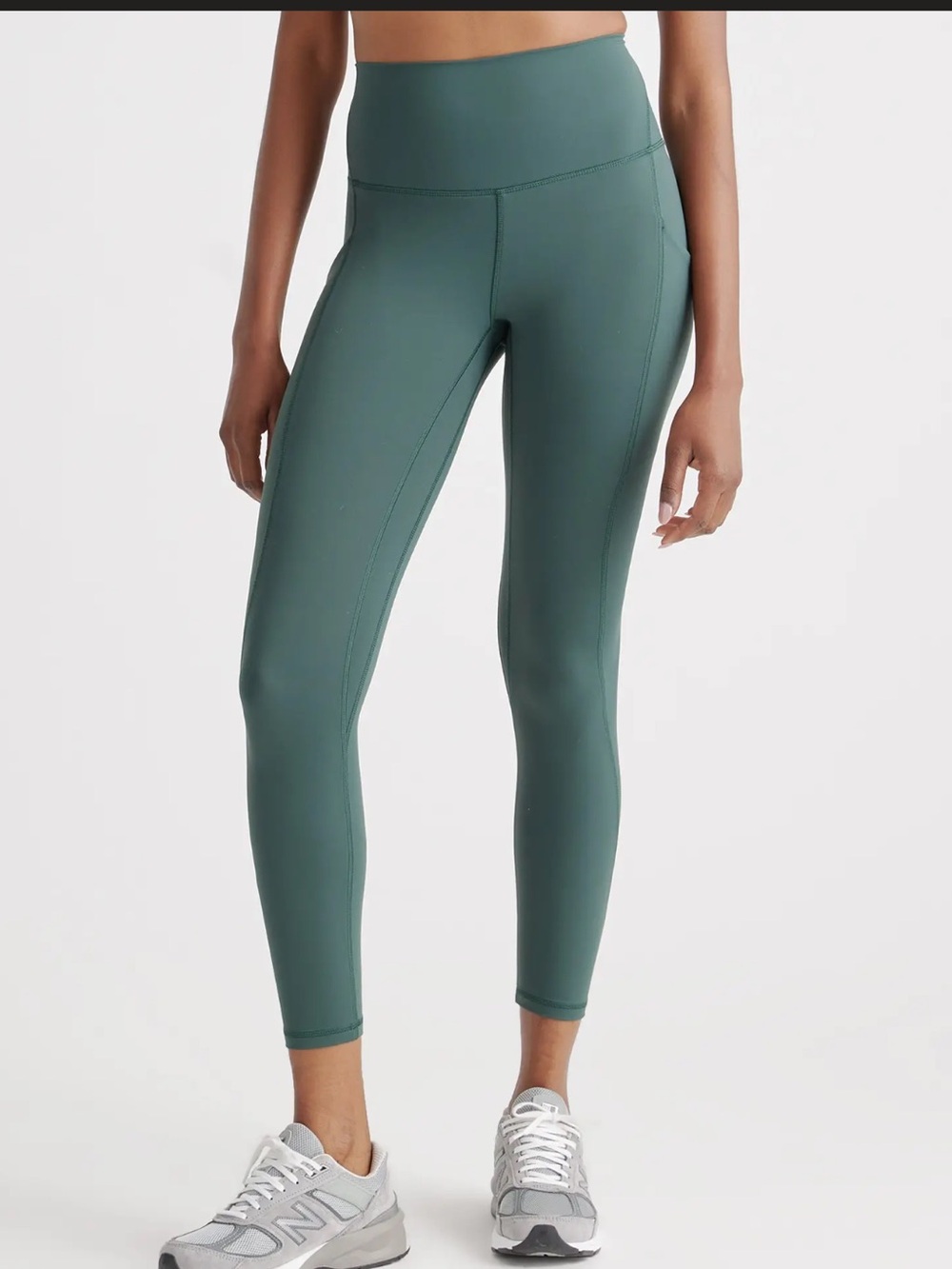 Quince High-Rise Leggings in Forest Green With Side Pockets